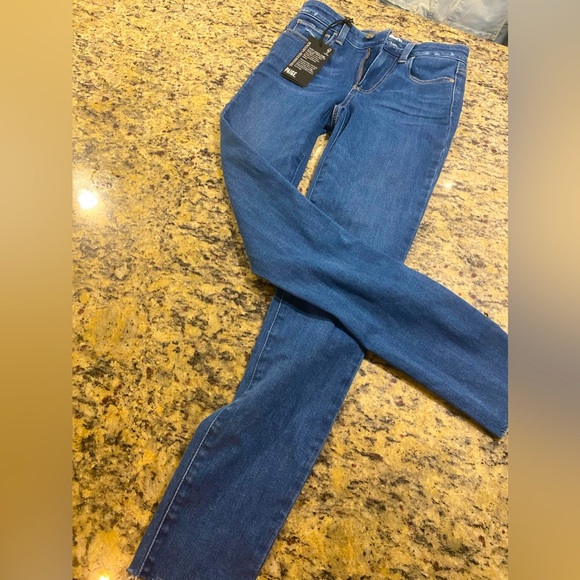 Paige jeans brand new with tags - Picture 2 of 6